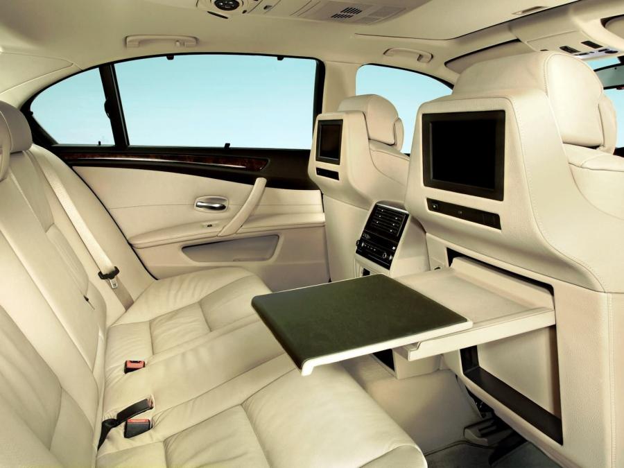 Интерьер BMW Brilliance 530Li 2007 года  (CN) (фото 9 из 33)